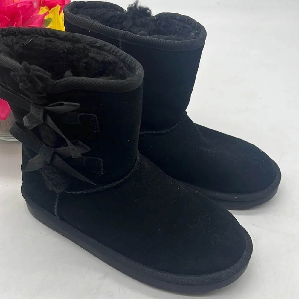 Kookaburra by UGG Black Suede Winter Boots Size 3 WRB4510A